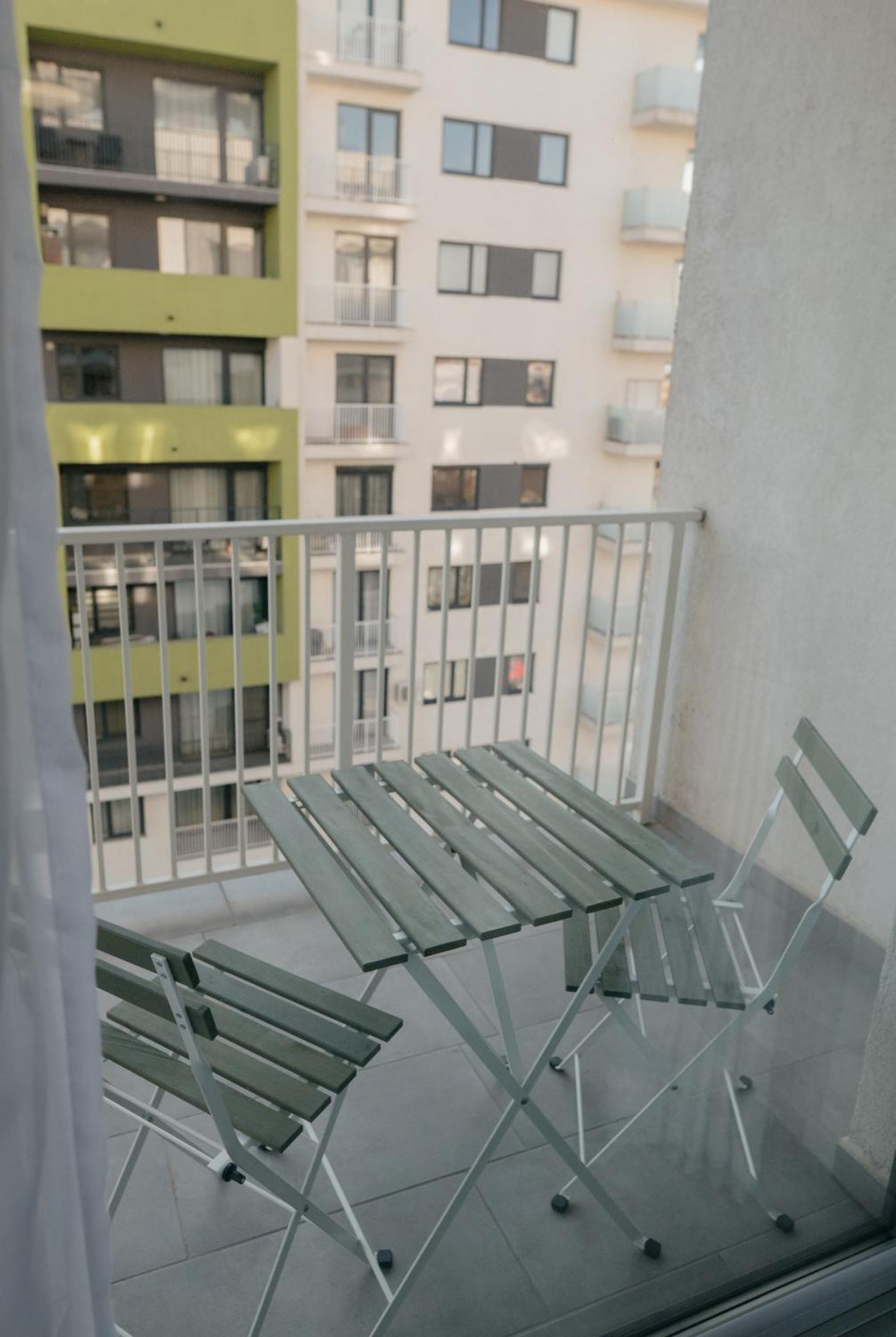 Royal Blue Property Oradea Εξωτερικό φωτογραφία