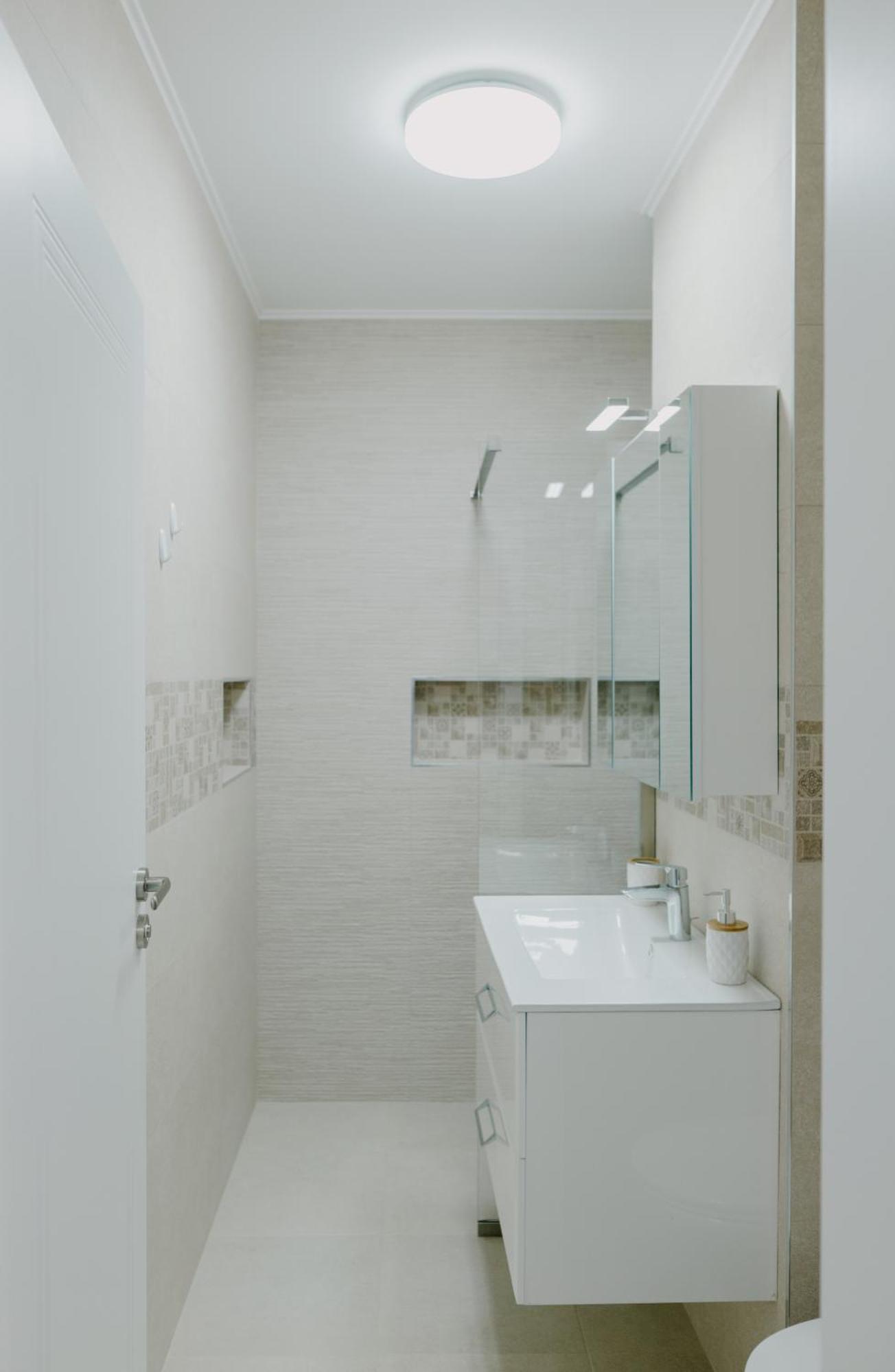 Royal Blue Property Oradea Εξωτερικό φωτογραφία
