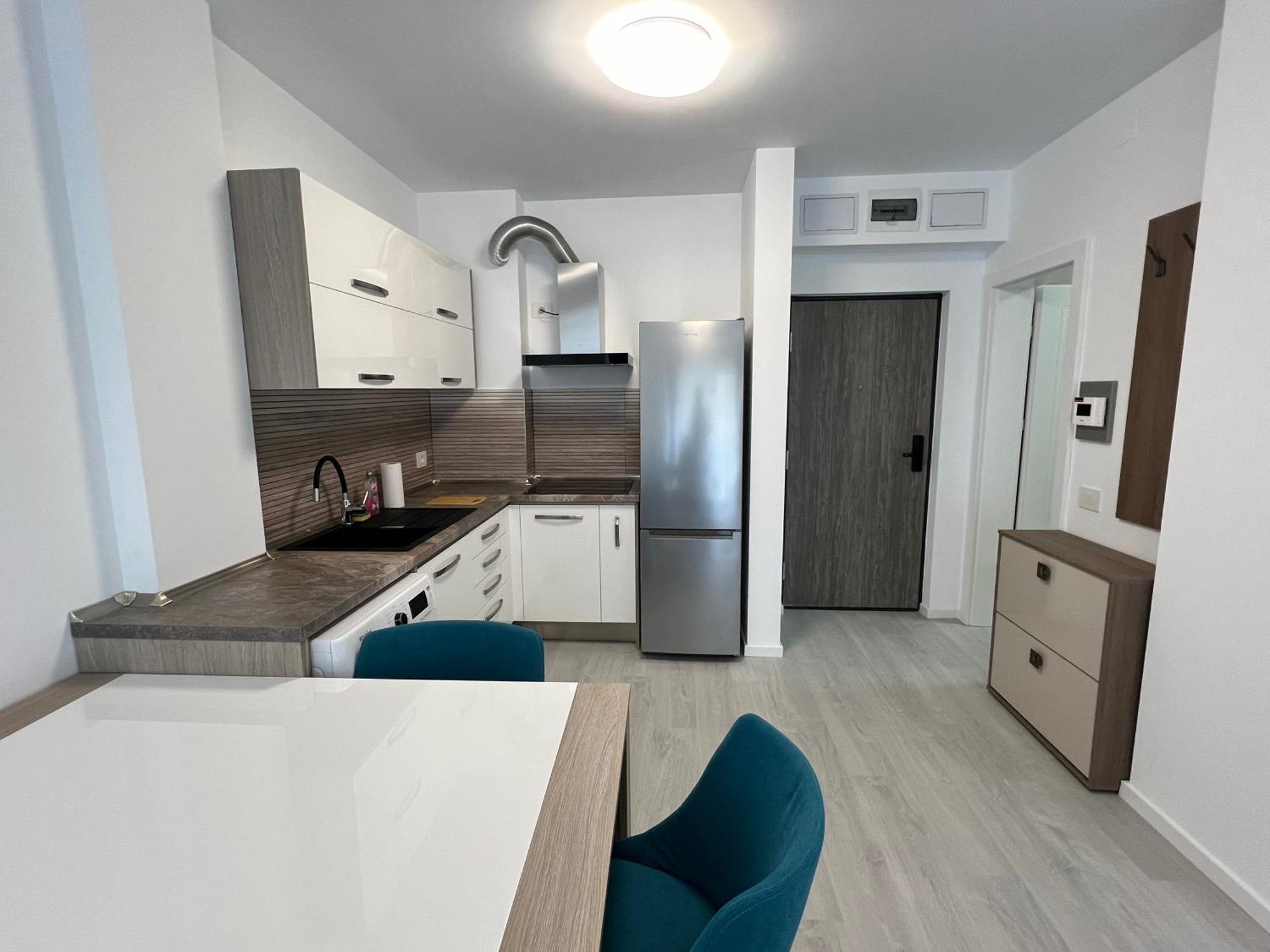 Royal Blue Property Oradea Εξωτερικό φωτογραφία